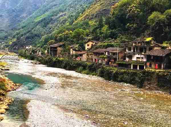 秘境巫溪，重庆最远的区县之一，真有传说中那么美吗？